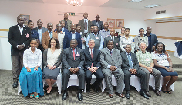 Group picture: Delivery of Warings of Hydrometeorological Hazards – Southern African 
Region Implementation Plan Workshop, 16-20 January 2017, Mbabane, Swaziland 
